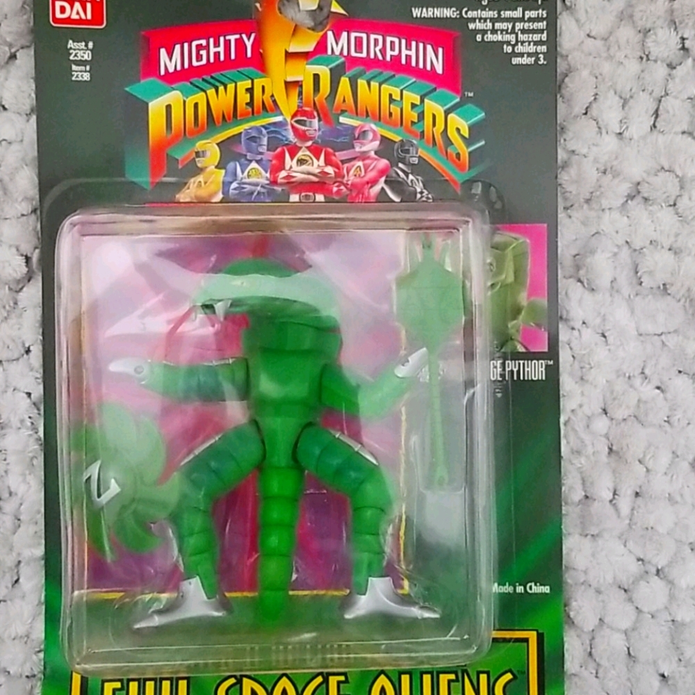 Power Rangers Darting Tounge Pythor figure